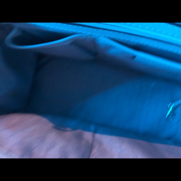 Authentic Michael Kors Handbag. - Picture 4 of 4